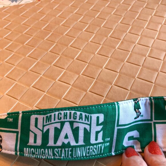 Reversible Michigan State University Headbands by Sheila Bee Designs - Picture 2 of 4